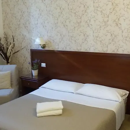 فندق مبيت وإفطار Mrs Julie
